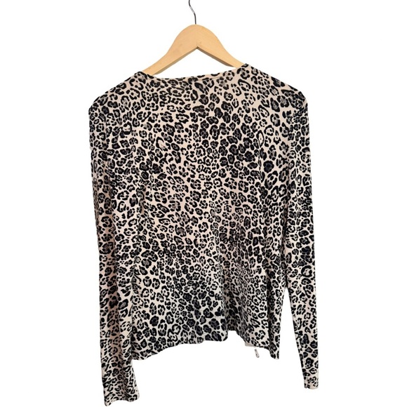 Jones New York Animal leopard print cardigan size small - Picture 3 of 5